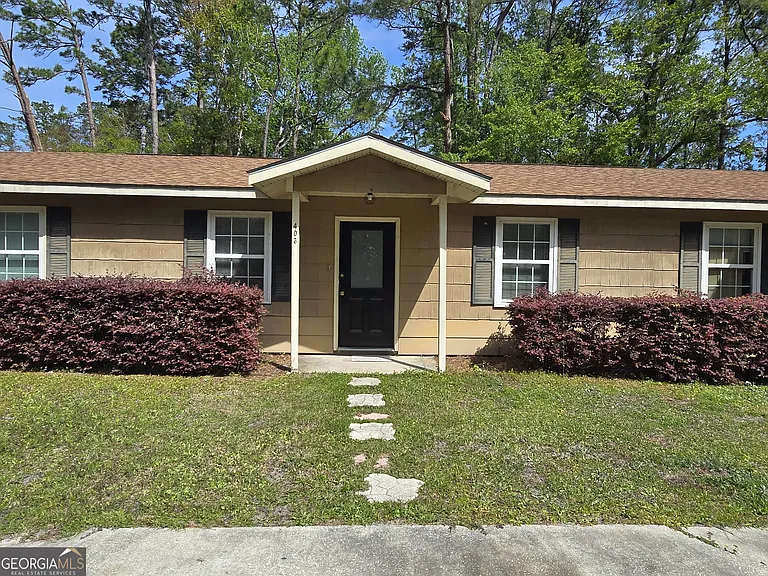 403 E Lawnwood Ave — Photo 1