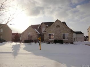 6468 Sadie Ln #159, Van Buren Township, MI