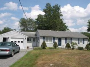 99 Currier Rd, Pelham, NH 03076