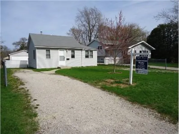 1117 Fulton Ave, Winthrop Harbor, IL 60096