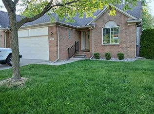 48117 Cotton Creek Blvd, Chesterfield, MI 48047