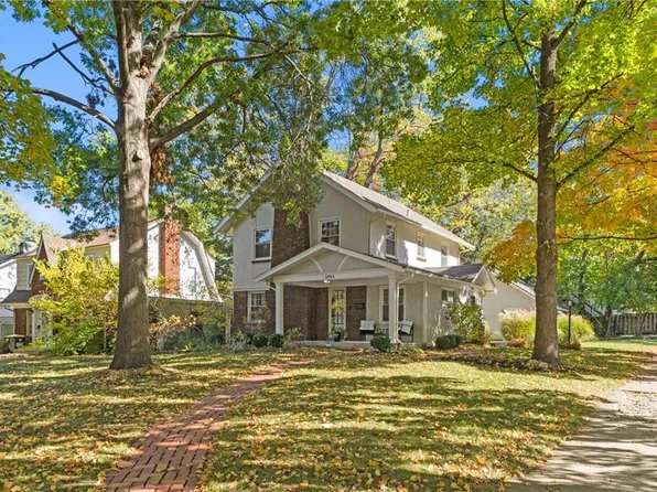 5745 Cherry St, Kansas City, MO 64110