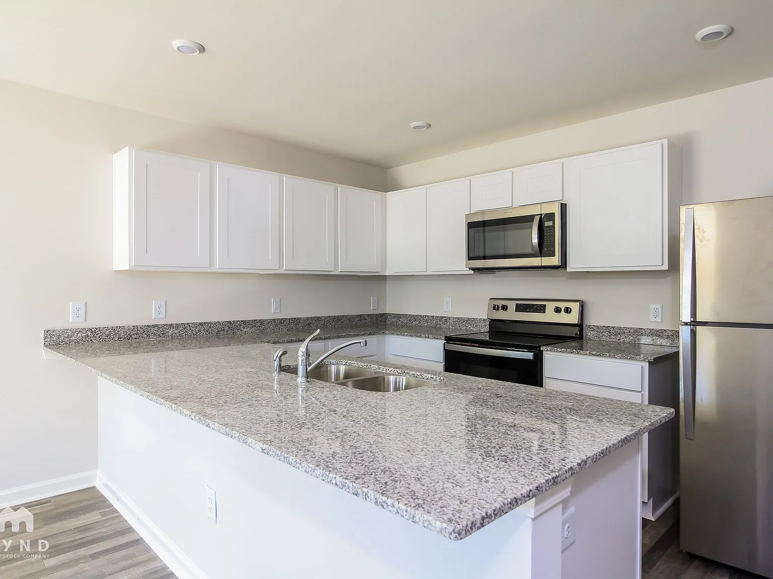 4 bed, 2.0 bath, 1607 sqft, $1,949 — Photo 4