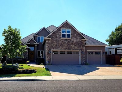 2154 Rabun Way, Central Pt, OR, 97502