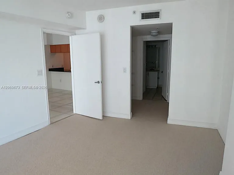 1750 N Bayshore Dr #2909 — Photo 6