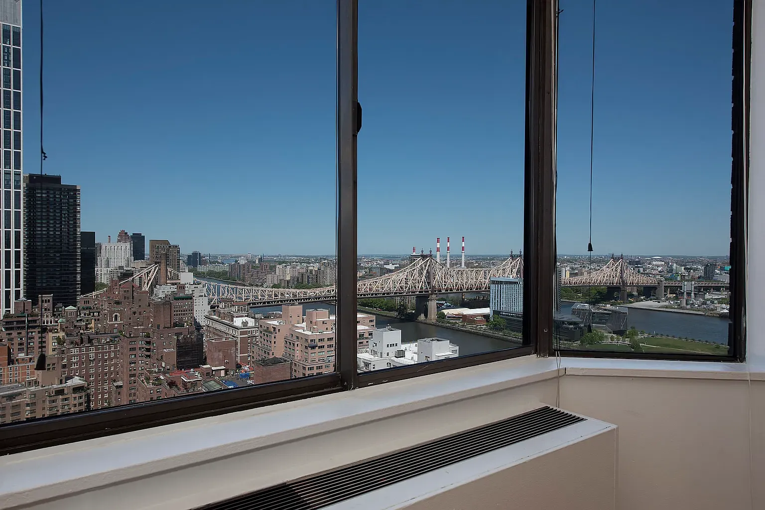 429 East 52nd Street — Photo 1