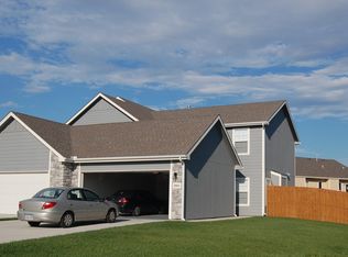 2004 Deer Trl, Junction City, KS 66441