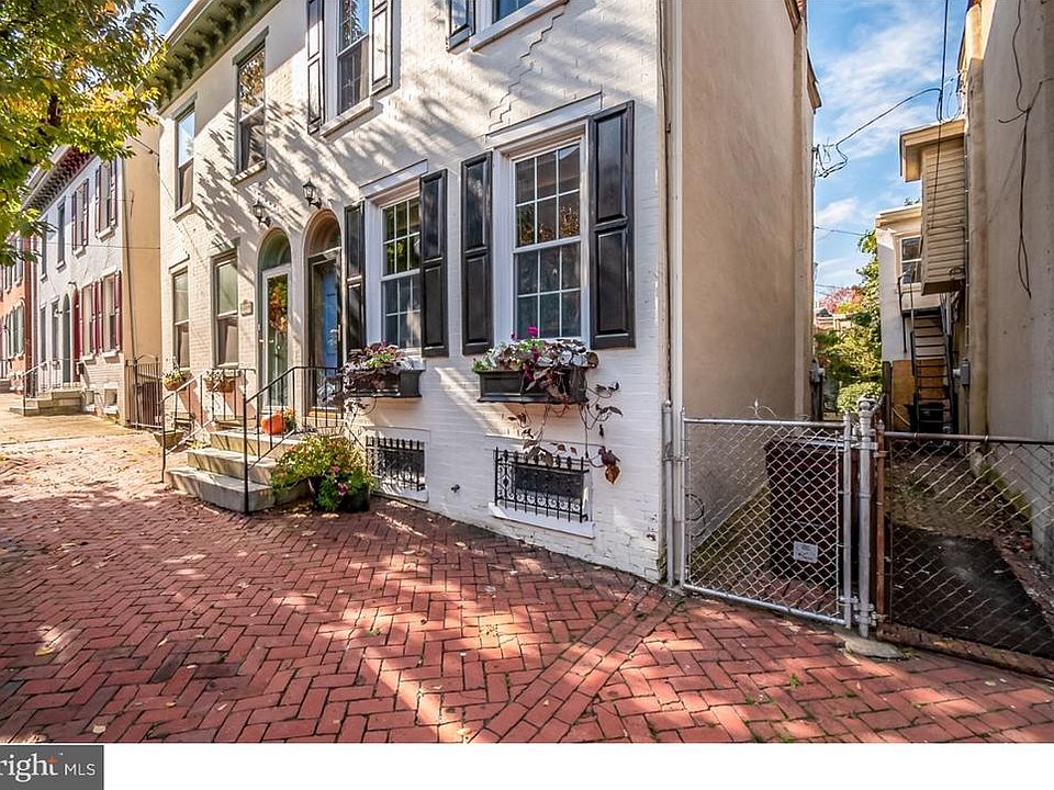 1st image of 1221 N Tatnall St