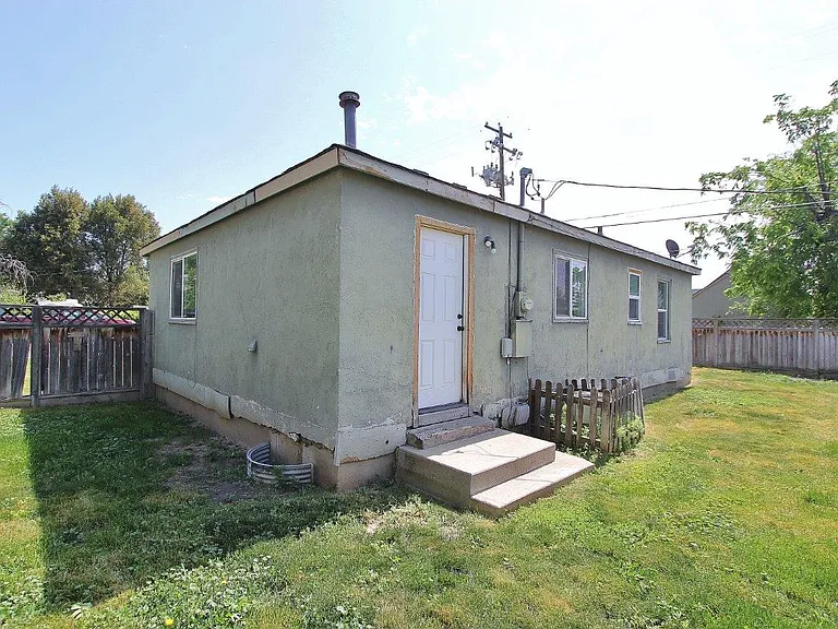 1311 4th St N — Photo 19