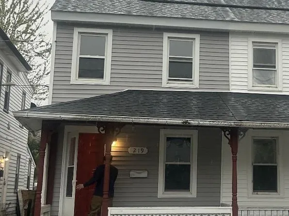 219 Wesley St, Salem, NJ 08079