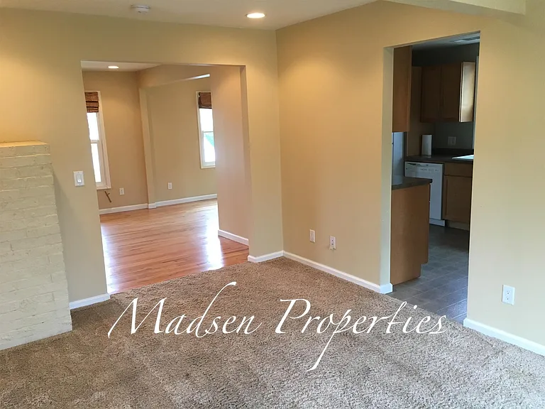 1618 Sunset Ave — Photo 28