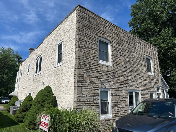 134 Grant Ave APT 3