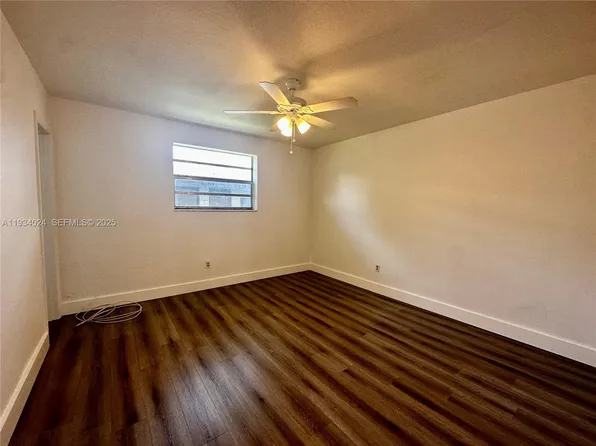3100 NW 135th St #2, Opa Locka, FL 33054