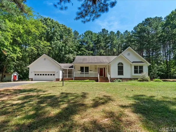 42 Wagon Dr, Bracey, VA 23919