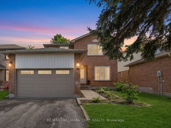 17 Cuthbert St, Barrie, ON L4N 6X7