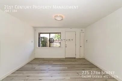 "Charming 2-Bedroom Oakland Gem with Hardwood Floors Cozy 850 Sq Ft at 771 17th Street!" — Photo 4