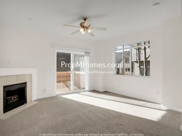 8422 SE Clinton St, Portland, OR 97266