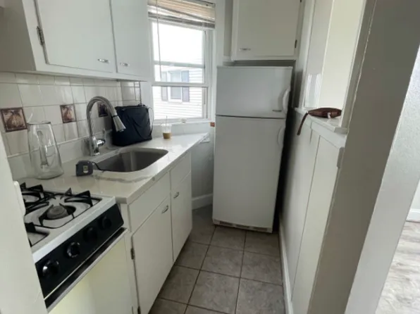 (undisclosed Address), Winthrop, MA 02152