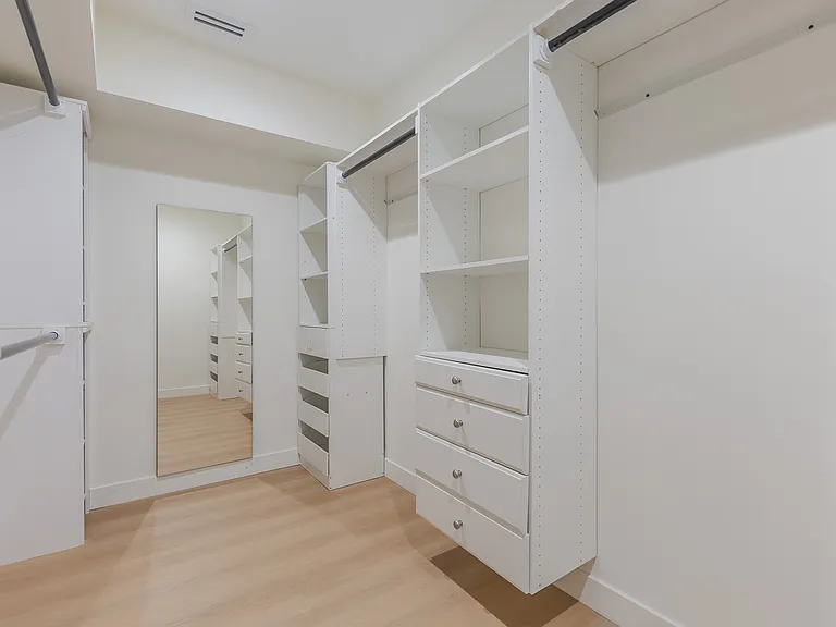 4557 Camellia Ave — Photo 27
