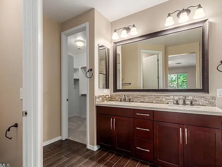 3432 E Strawberry Dr — Photo 28