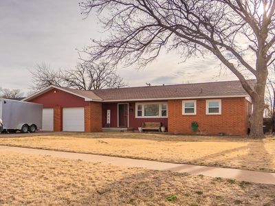 302 Thomas Blvd, Plainview, TX, 79072