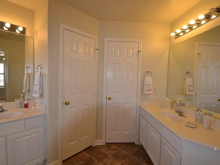 2710 Grants Lake Blvd #J10 — Photo 24