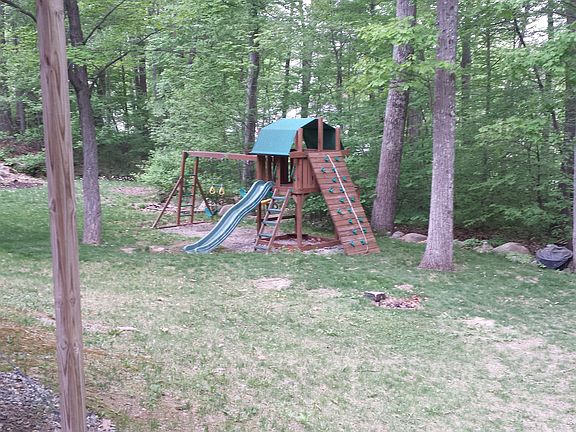 Back yard - play set