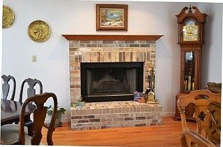 4th image of 1605 Holiday Dr