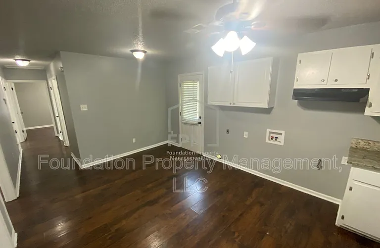 137 S Fenwick Rd — Photo 5