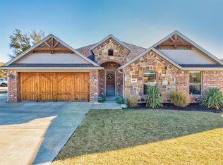 1601 Carolina St, Graham, TX 76450