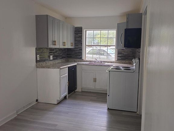 5th image of 188 Waddell Cir
