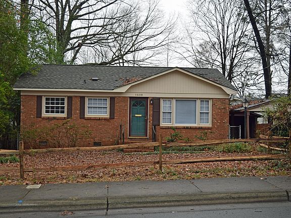 2nd image of 1608 Chippendale Rd