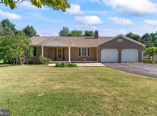 18904 Longmeadow Rd, Hagerstown, MD 21742