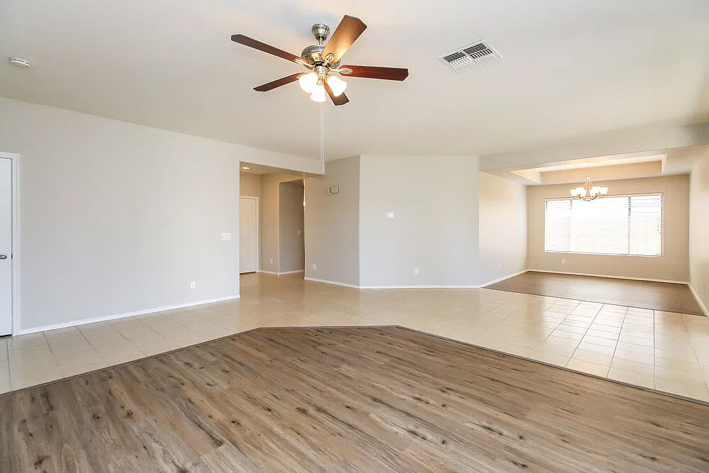 4 bed, 2.0 bath, 2481 sqft, $2,800 — Photo 4