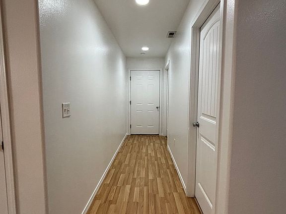 5th image of 104 E Mizzou Ct APT D