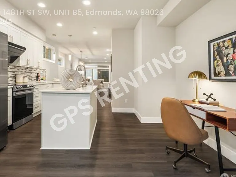 5020 148th St SW #B5 — Photo 17