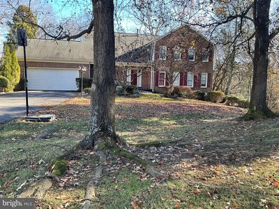 6122 Emmett Guards Ct, Fairfax Station, VA, 22039