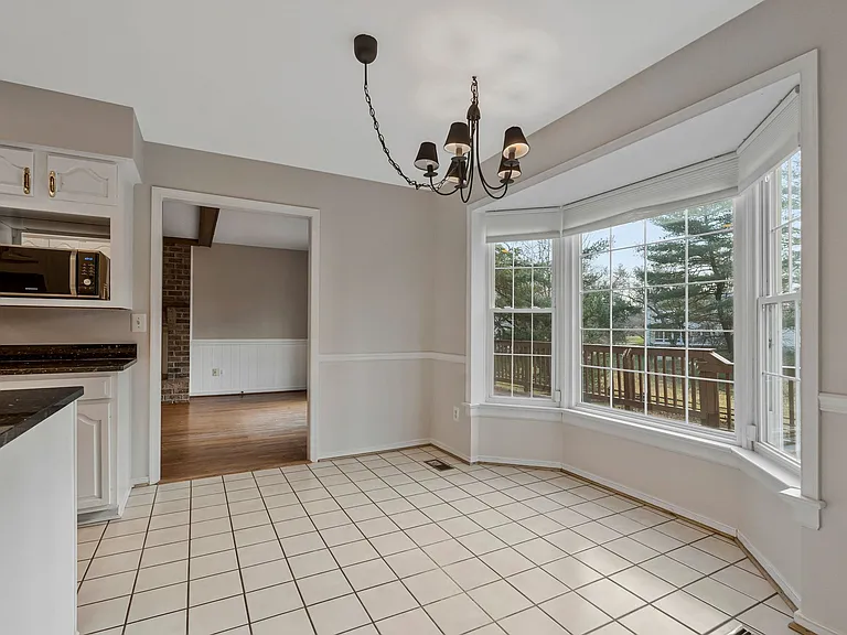 1215 Delta Glen Ct — Photo 16