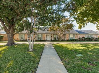 10105 Hedgeway Dr, Dallas, TX 75229
