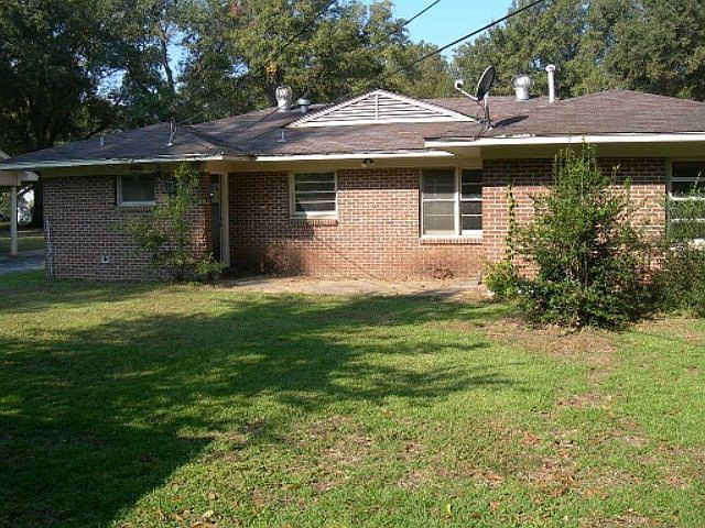 2nd image of 1432 E Rebecca Dr