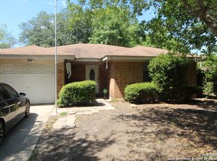 111 Comanche Cir, Cibolo, TX 78108