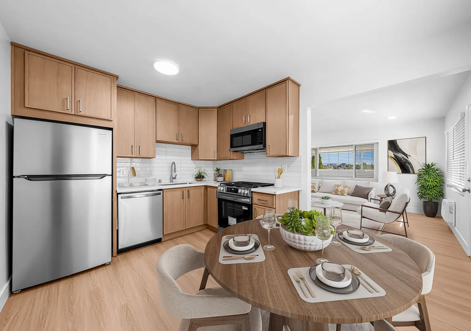 Perch Apartments | North Park Fully Renovated with Stunning City Views — Photo 3