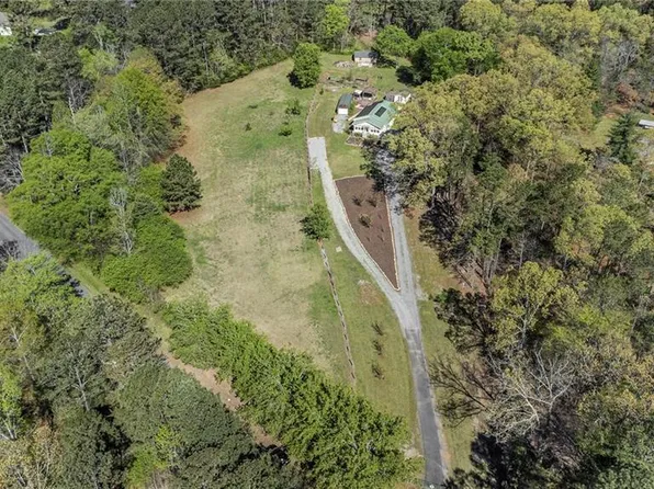 90 Mullinax Rd, Taylorsville, GA 30178