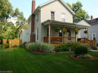 213 Glenwood St, Elyria, OH 44035