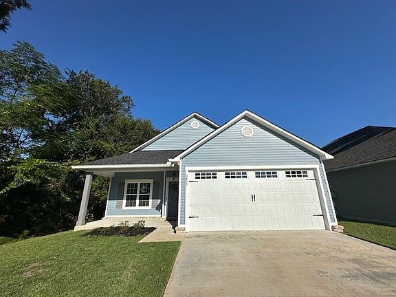3rd image of 3805 Zaun Cir