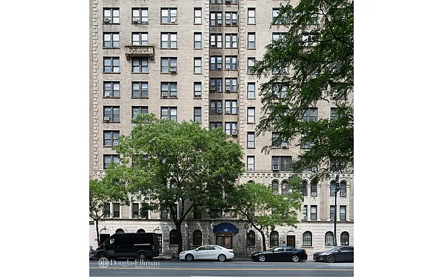 Rented by Douglas Elliman | media 20