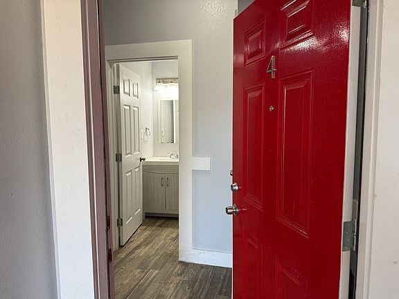 3rd image of 429 Wharton St #4