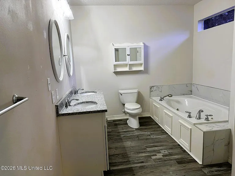 117 Williamsburg Rd — Photo 6