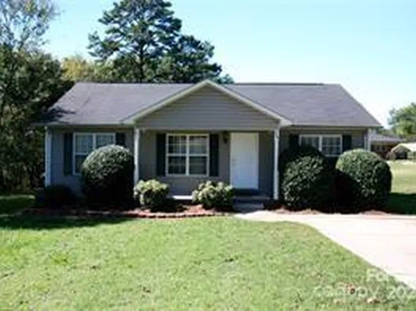 669 Fisher St, Concord, NC 28027