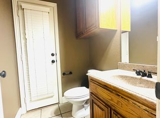 9129 Nob Hill Dr, North Richland Hills, TX 76182